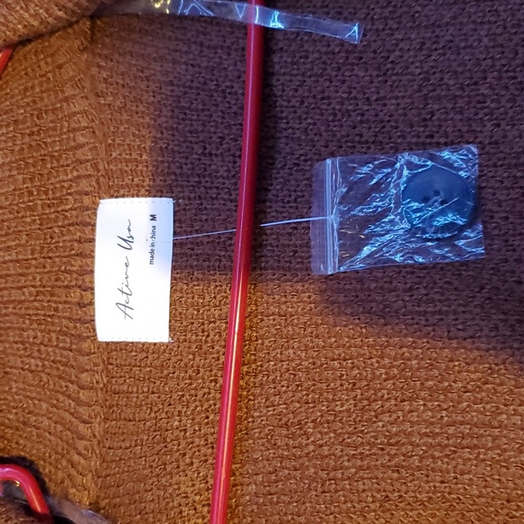 Brown cardigan - Picture 3 of 3